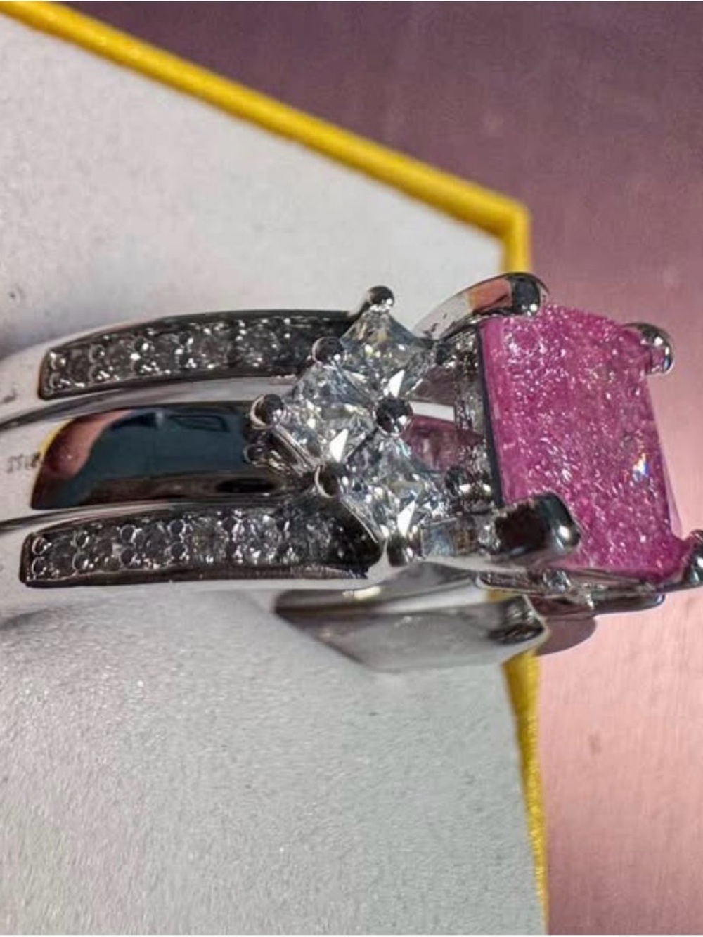 Gogo unicorn pink ice crystal size 11